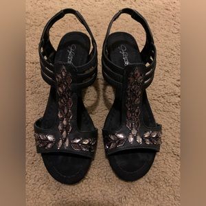 Rhinestone Black Wedges